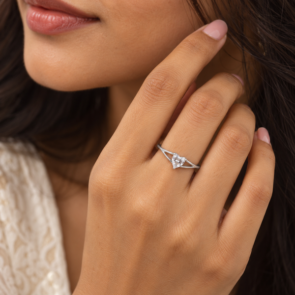 Heartline Ring