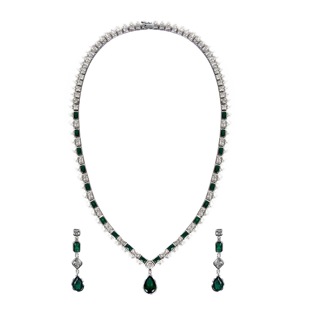 Emerald Echo Necklace Set