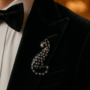 Noir Panthera Pin