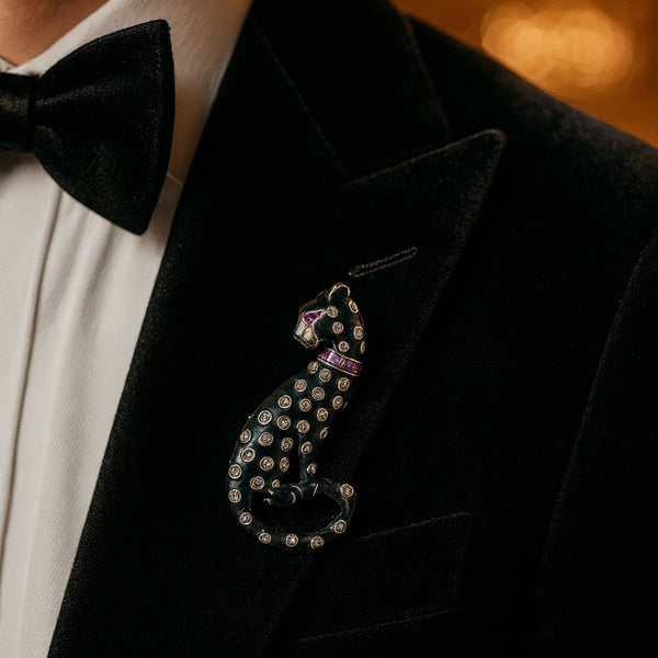 Noir Panthera Pin