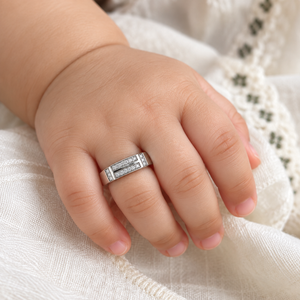 Avenor Gleam Silver Ring